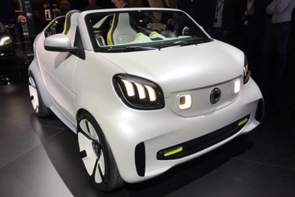 Smart Forease+ co<em></em>ncept at 2019 Geneva motor show - front view